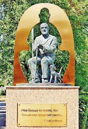 In the Russian city of Kemerovo, on the end of central 'Орбита' Square, there is a monument to Lobsang Rampa with Fifi Greywhiskers. The author of the monument, a remarkable example of the art of sculpture, is the Moscow sculptor Dmitry Vladimirovich Kukkolos.